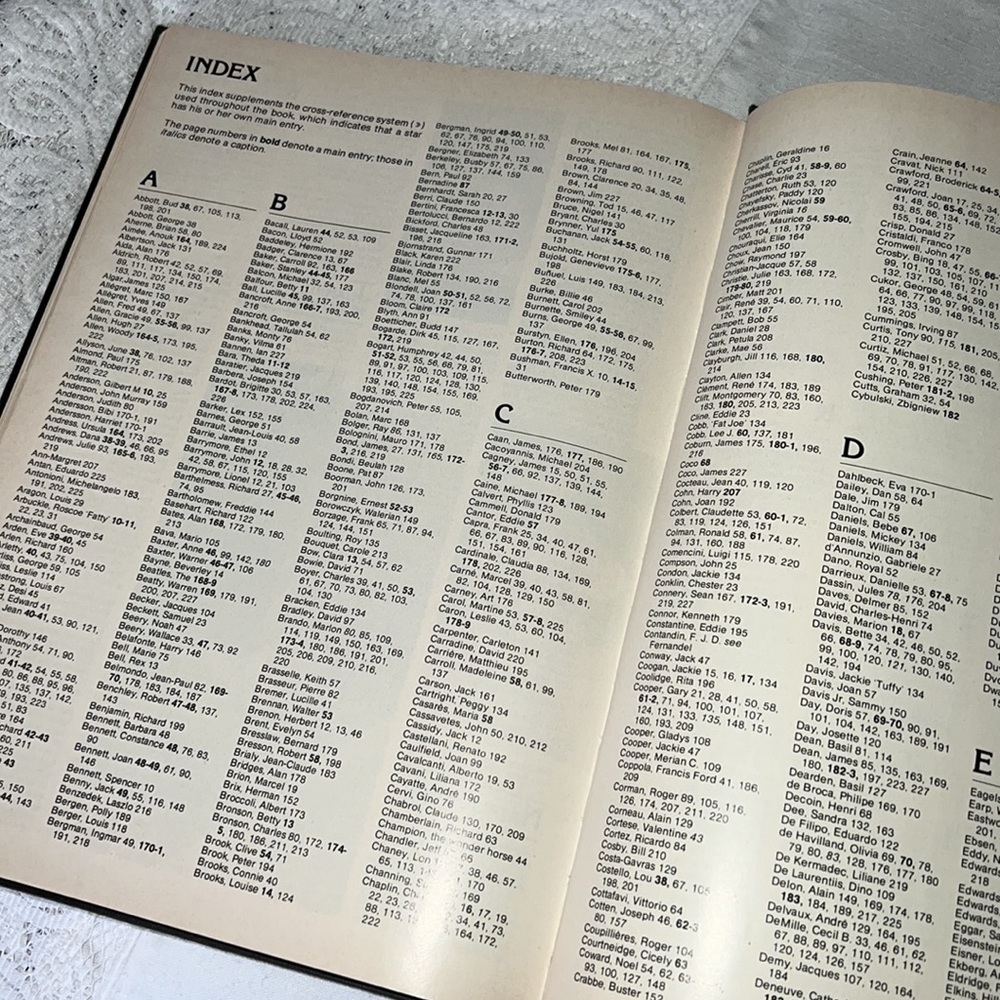 THE WORLDS GREAT MOVIE STARS AND THEIR FILMS FROM 1900 - PRESENT DAY (1979) BOOK - Picture 17 of 17